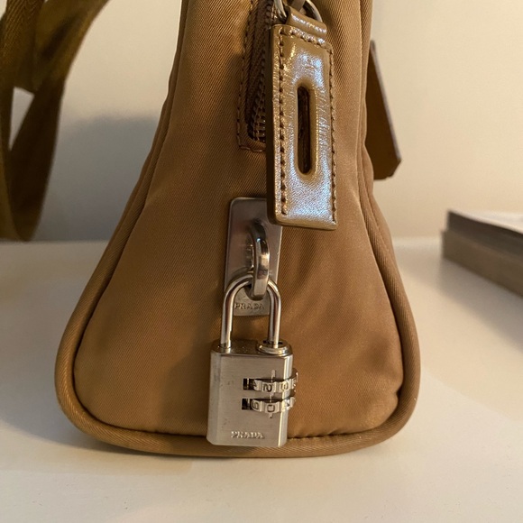 Prada shoulder bag - Picture 2 of 9